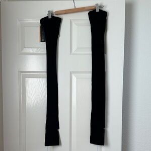 Bodile LUXE STIRRUP LEG WARMERS new with tags Kohl black